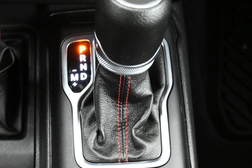 Used 2023 Jeep Gladiator Rubicon AWD/4WD image 24