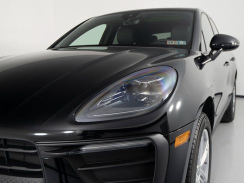 New 2026 Porsche Macan image 14