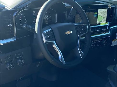New 2026 Chevrolet Silverado 1500 LT image 10