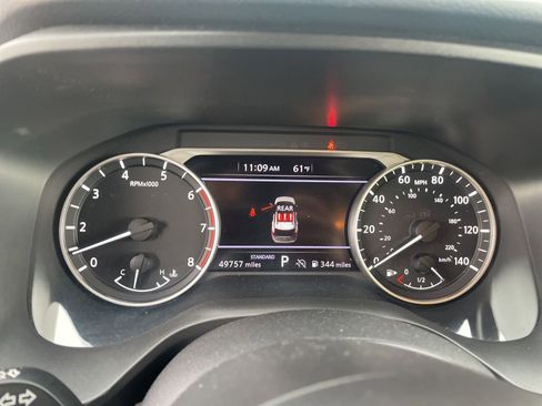 Used 2024 Nissan Rogue SV FWD image 20