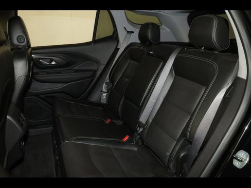 Used 2023 GMC Terrain SLT w/ Elevation Edition AWD/4WD image 28