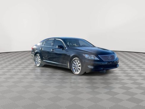 Used 2012 Lexus LS 460 image 2