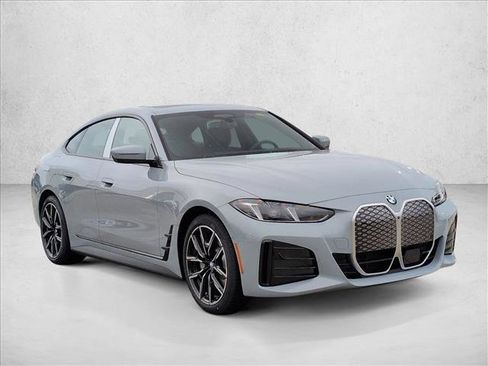 New 2026 BMW i4 xDrive40i image 7