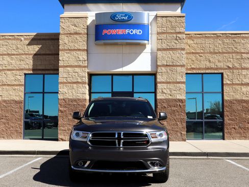 Used 2020 Dodge Durango SXT image 3