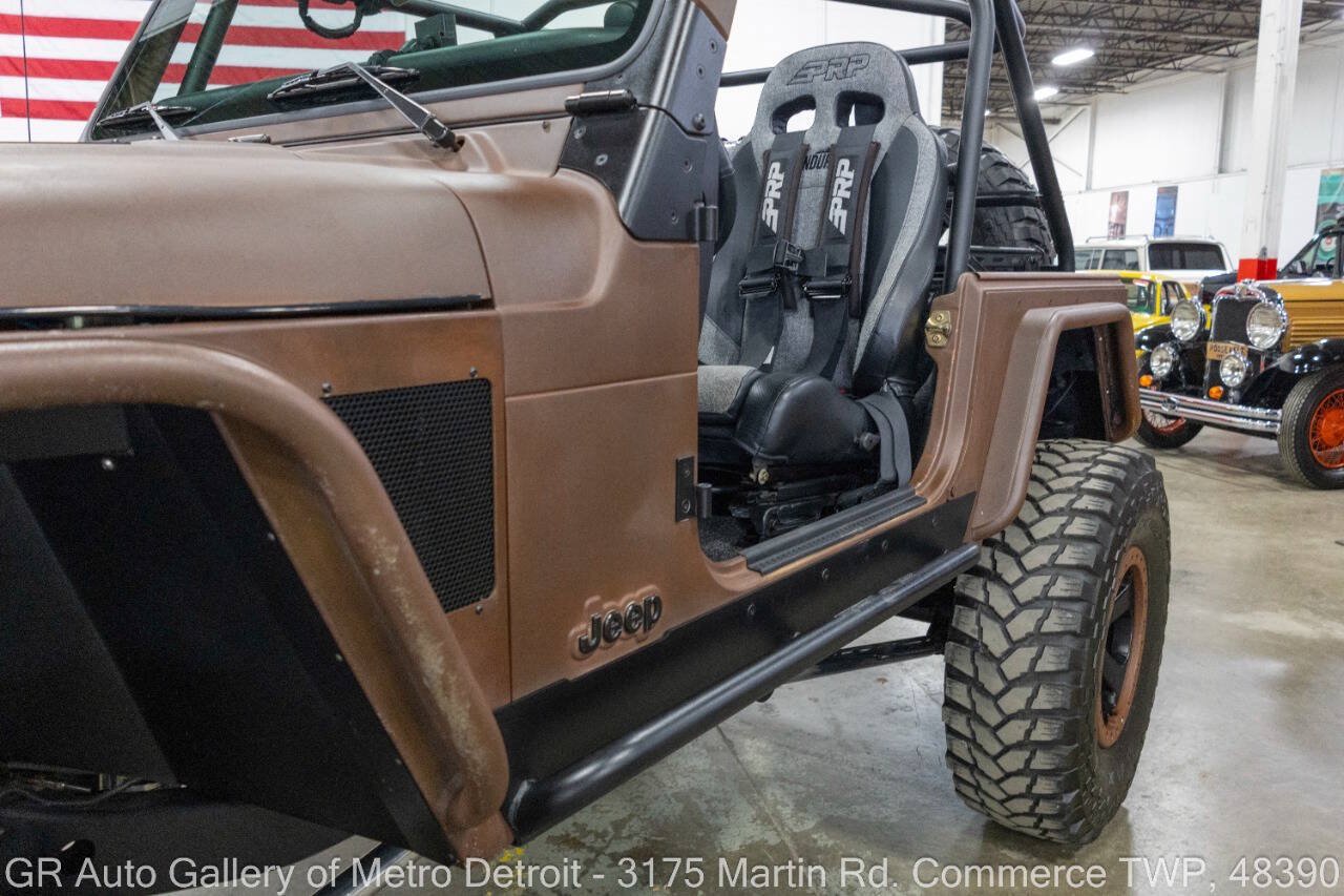 Used 1998 Jeep Wrangler SE AWD/4WD image 19