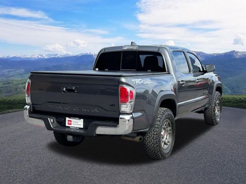Used 2023 Toyota Tacoma TRD Off-Road AWD/4WD image 5