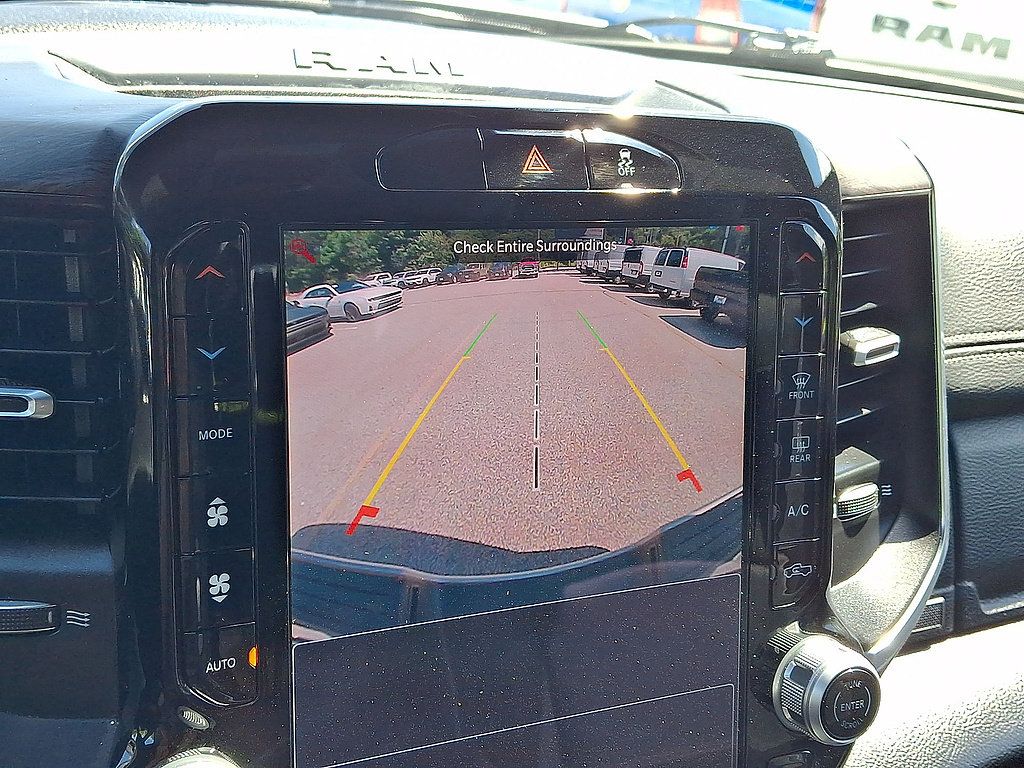 Used 2026 RAM 2500 Laramie AWD/4WD image 15