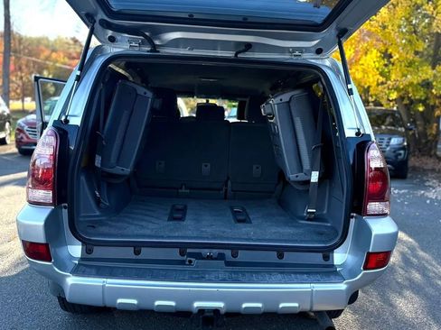 Used 2004 Toyota 4Runner Sport AWD/4WD image 11