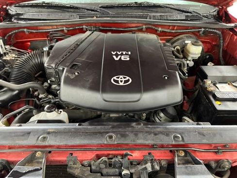 Used 2012 Toyota Tacoma PreRunner w/ SR5 Pkg image 21