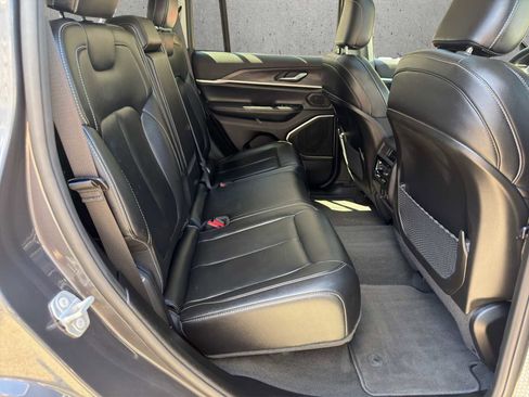 Used 2022 Jeep Grand Cherokee Limited 4xe AWD/4WD image 25