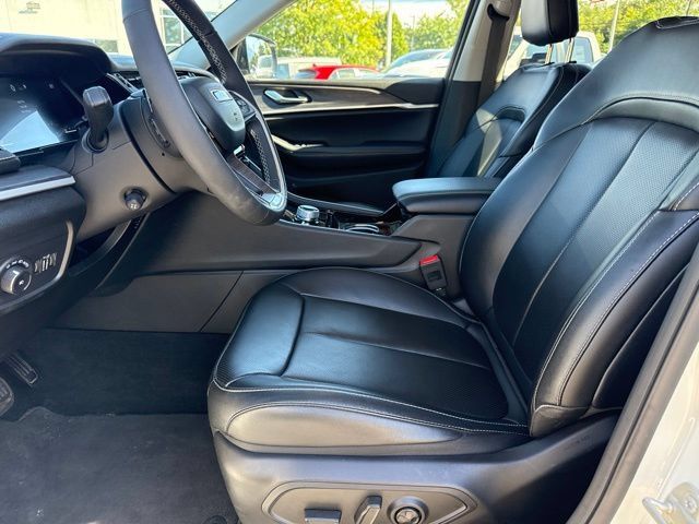 Used 2023 Jeep Grand Cherokee L Limited w/ Luxury Tech Group II AWD/4WD image 21