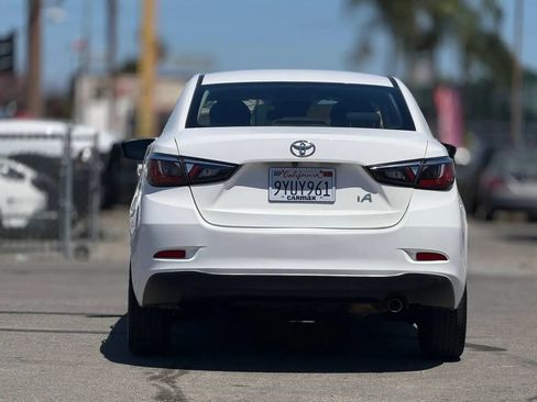 Used 2017 Toyota Yaris iA FWD image 13