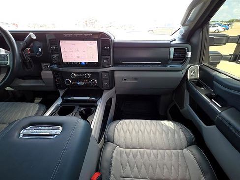Used 2024 Ford F250 Limited w/ FX4 Off-Road Package AWD/4WD image 18