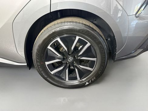 Used 2026 Toyota bZ FWD image 37
