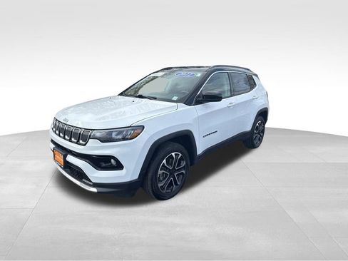 Certified 2022 Jeep Compass Limited image 14