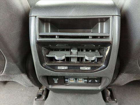 Used 2024 Jeep Grand Cherokee Limited 4xe AWD/4WD image 17