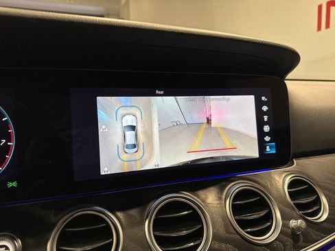 Used 2022 Mercedes-Benz E 350 Sedan image 26