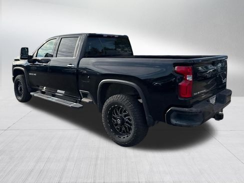 Certified 2022 Chevrolet Silverado 3500 High Country w/ Safety Package II AWD/4WD image 5