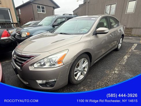 Used 2014 Nissan Altima 2.5 SL w/ Technology Package image 1