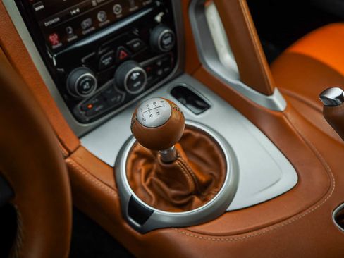Used 2013 SRT Viper GTS w/ GTS Laguna Interior Pkg RWD image 40