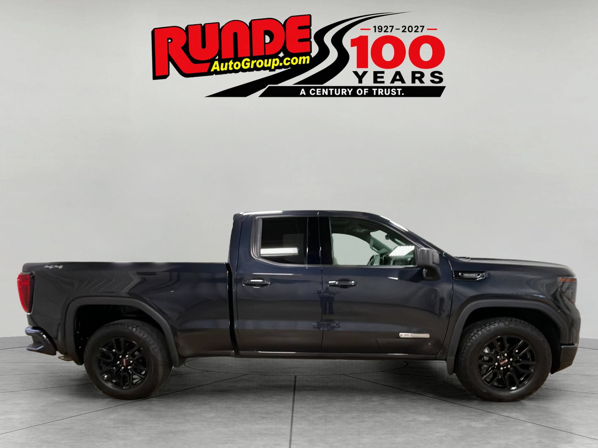 Used 2025 GMC Sierra 1500 Elevation AWD/4WD image 6