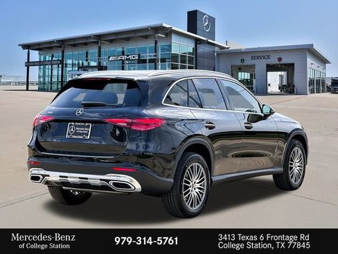 Certified 2025 Mercedes-Benz GLC 300 image 10
