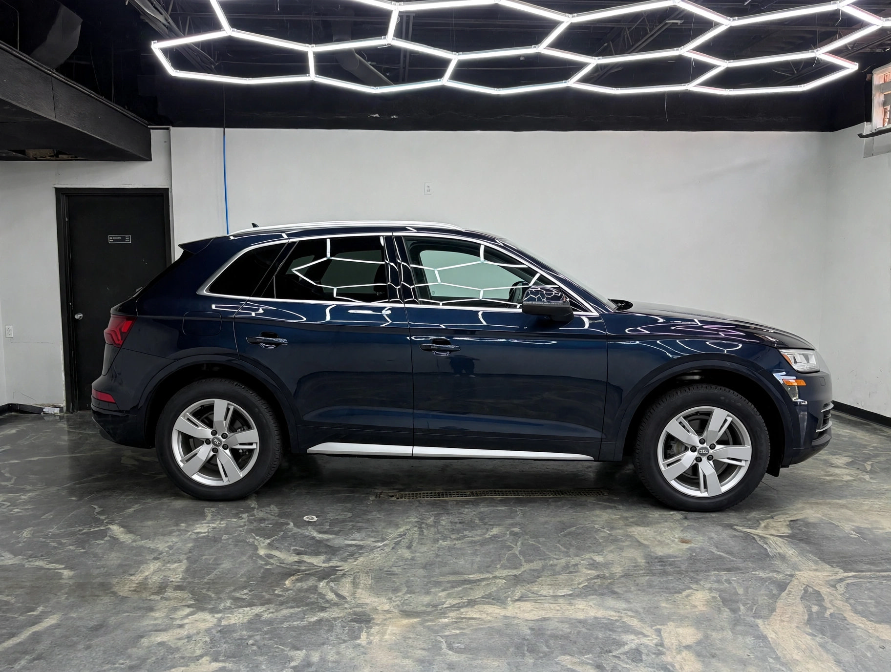 Used 2019 Audi Q5 2.0T Premium Plus AWD/4WD image 4