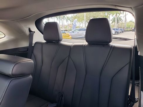 Used 2024 Acura MDX FWD w/ Technology Package image 14