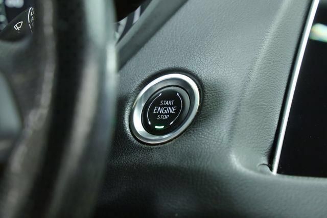 Used 2023 Cadillac XT4 Sport FWD image 29
