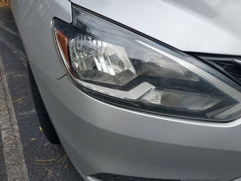 Used 2017 Nissan Sentra SV w/ Style Package image 2