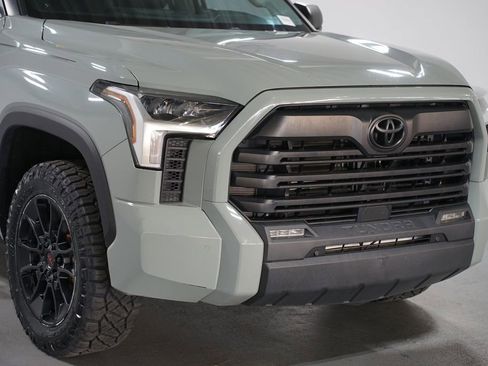 Used 2024 Toyota Tundra SR5 w/ SR5 Premium Package image 4