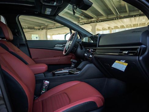 New 2026 Kia Sportage SX image 11