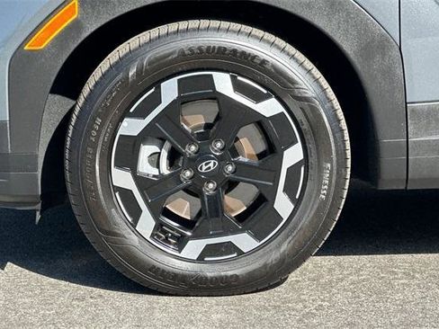 Certified 2025 Hyundai Santa Fe SEL image 28