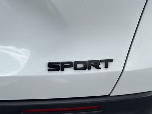 Used 2025 Honda HR-V Sport image 30
