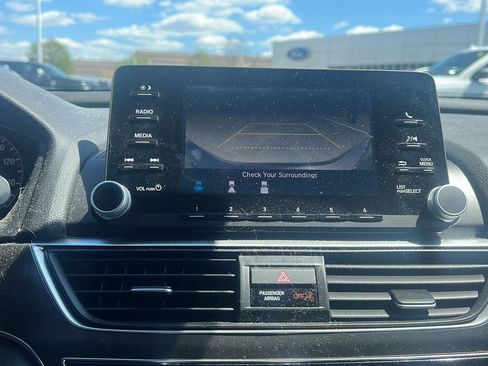 Used 2018 Honda Accord LX image 21
