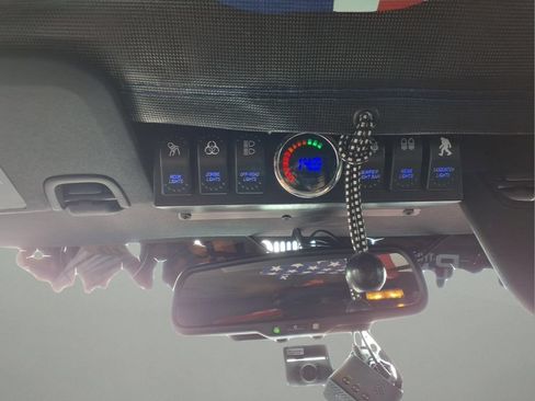 Used 2017 Jeep Wrangler Unlimited Sport w/ Quick Order Package 24S AWD/4WD image 24