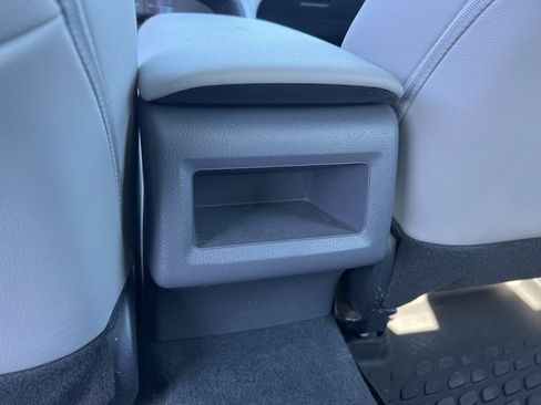 Used 2024 Toyota Camry SE w/ Cold Weather Package image 18