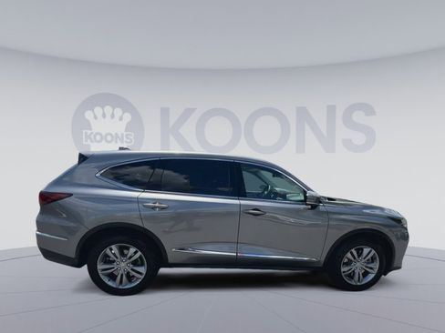 Used 2025 Acura MDX SH-AWD image 12