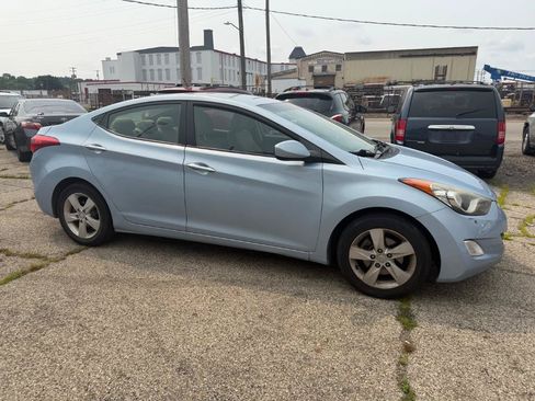 Used 2012 Hyundai Elantra GLS w/ Preferred Pkg 3 FWD image 5