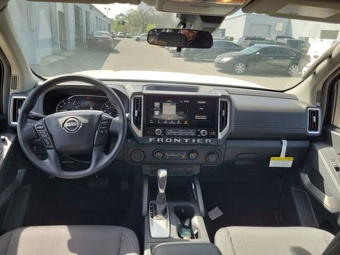 New 2026 Nissan Frontier SV w/ Tow Package image 21