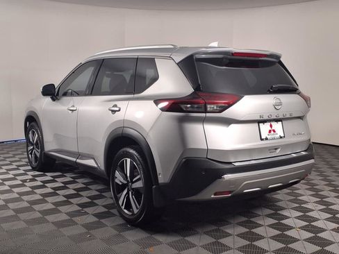 Used 2023 Nissan Rogue Platinum w/ Platinum Premium Package FWD image 5