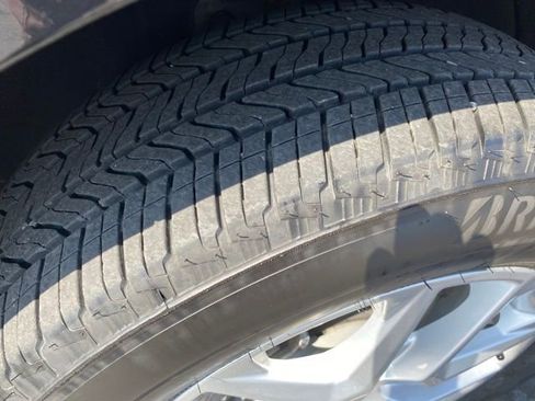 Certified 2024 Chevrolet Equinox LT w/ LPO, Floor Liner Package image 22