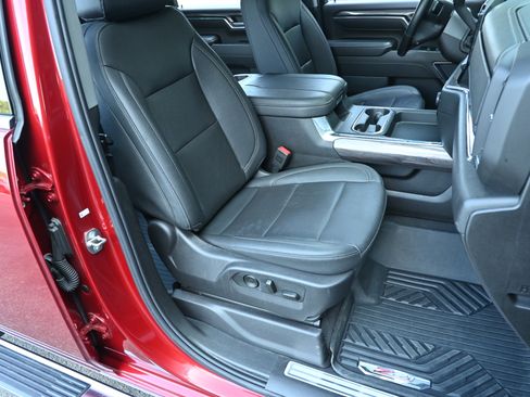 Used 2024 Chevrolet Silverado 2500 LTZ w/ LTZ Plus Package image 20