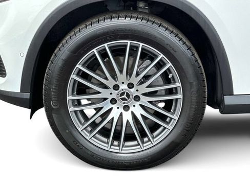 Certified 2026 Mercedes-Benz GLC 300 4MATIC image 8