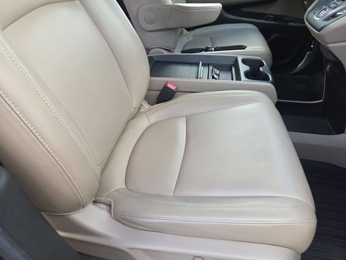 Used 2019 Honda Odyssey EX-L image 18