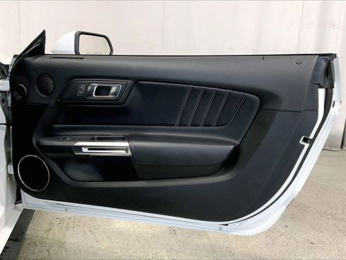Used 2022 Ford Mustang Premium RWD image 23