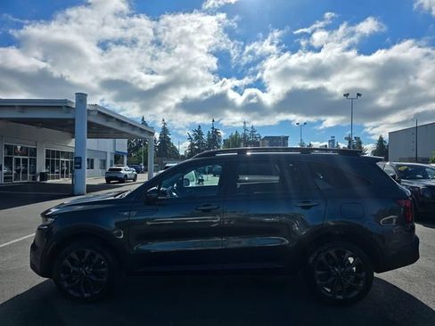 Certified 2023 Kia Sorento X-Line EX AWD/4WD image 2