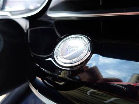 Used 2023 Genesis G80 2.5T image 19