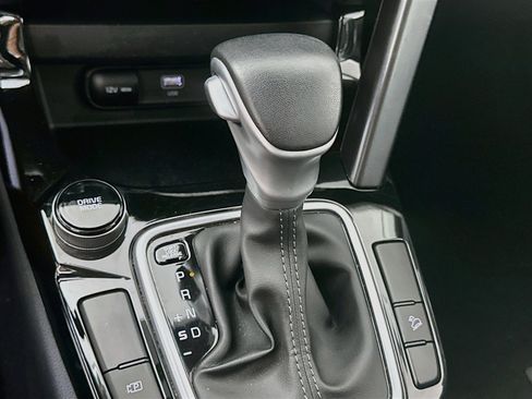 Used 2025 Kia Seltos S FWD image 25