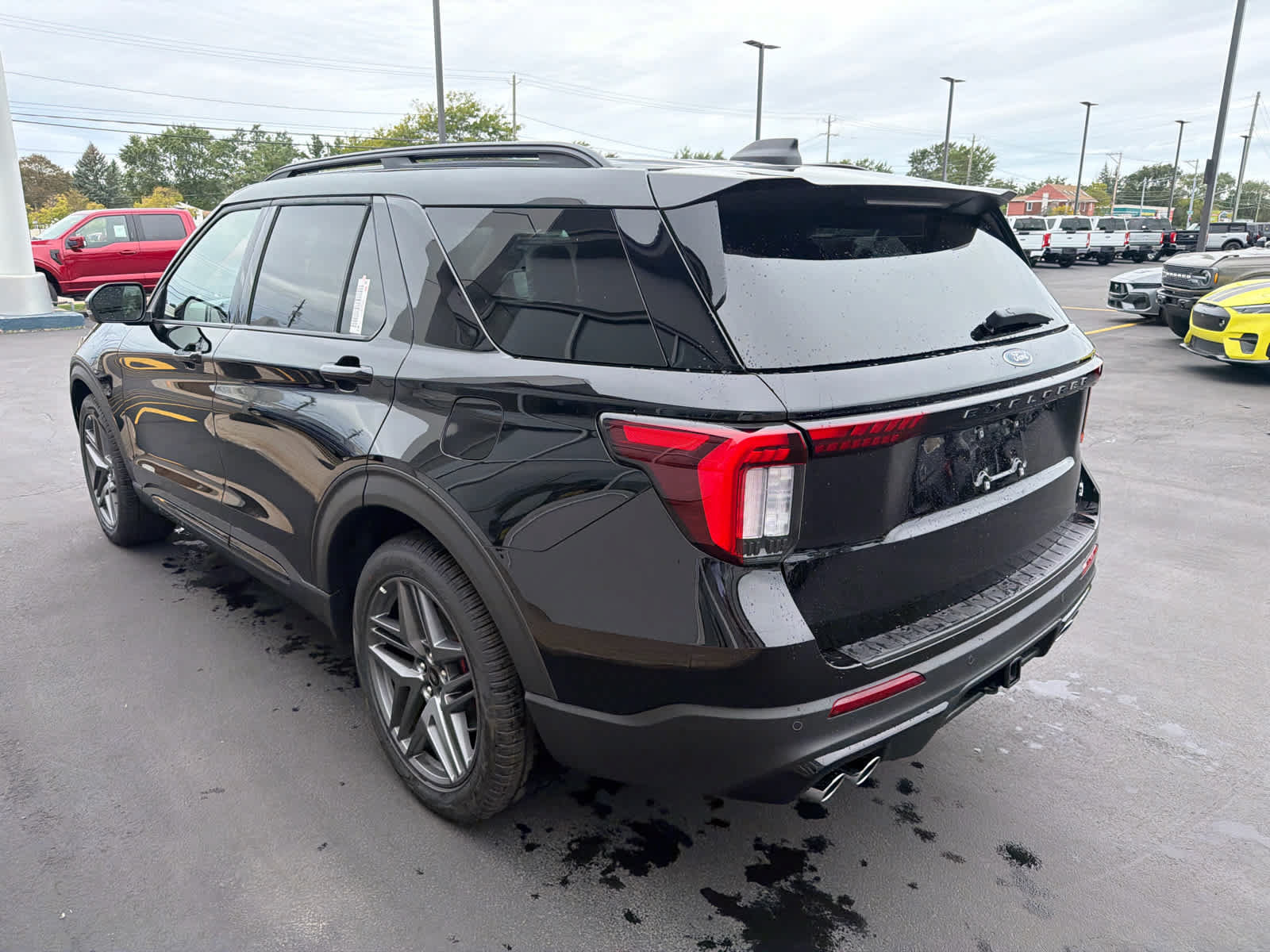 New 2026 Ford Explorer ST w/ Sun And Sound Package AWD/4WD image 6